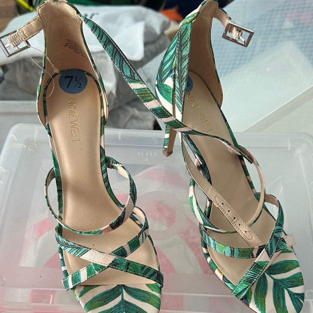 Nine West Leaf Patterned Strappy Heels